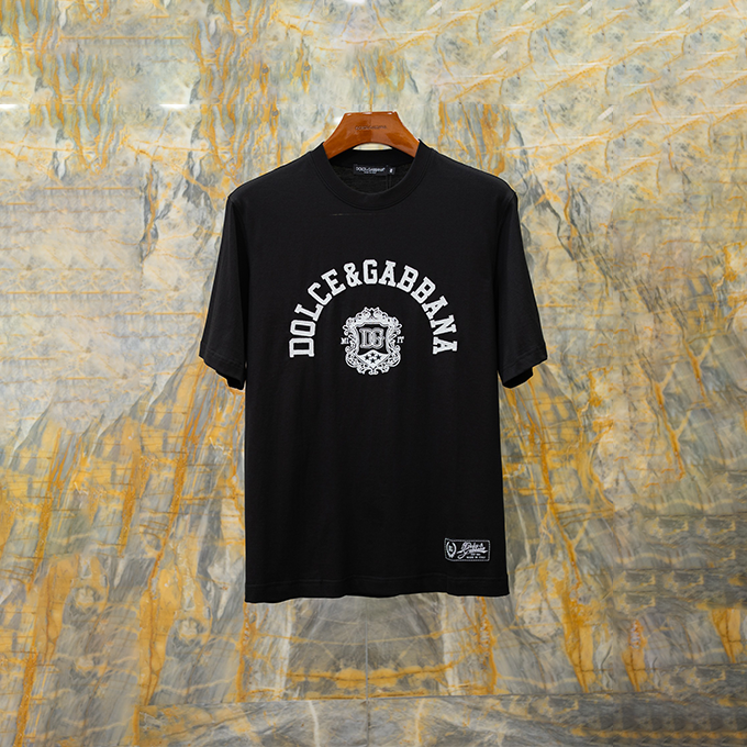 dolce & gabbana arch logo crest embroidery knit t shirt